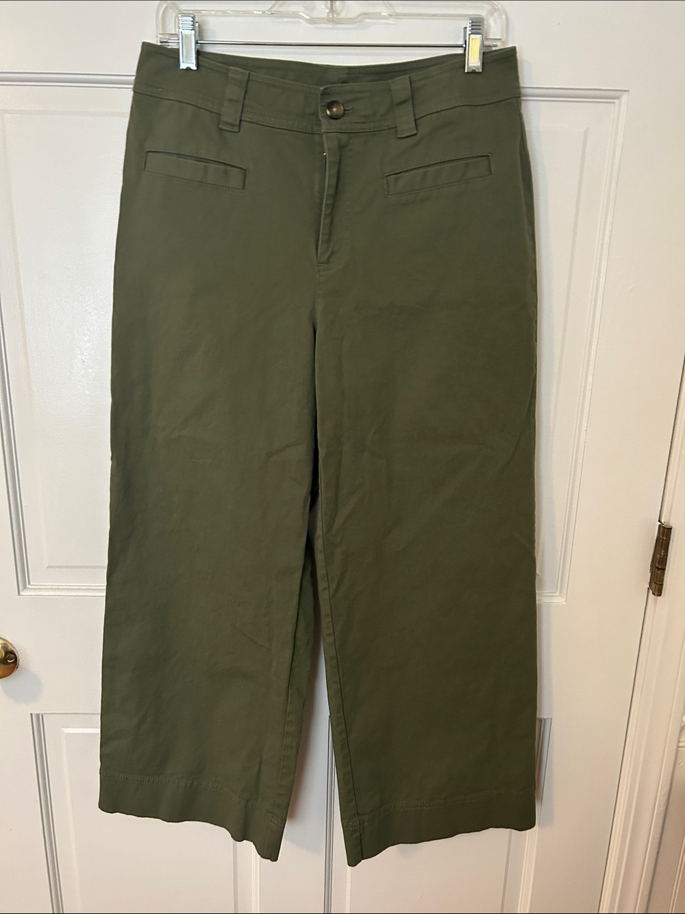 On 34th Women’s Olive Green Wide-leg Ankle  Pants - 10